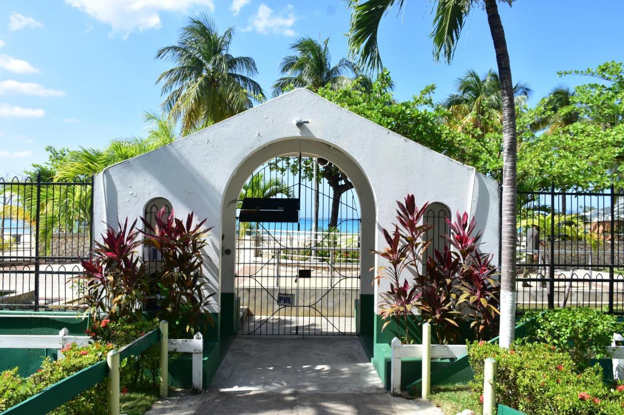 Czar'S Sanctuary- Apt B4 At Sandcastle Ocho Rios Eksteriør bilde